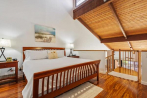Luxury Aloha Spirit Oceanview Penthouse Sleeps 7
